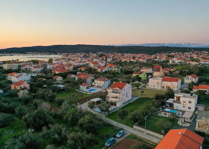 ヴィラ Suncica Sukošan