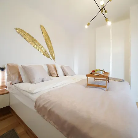 Suncica Villa Sukosan