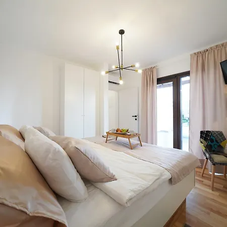Villa Suncica *