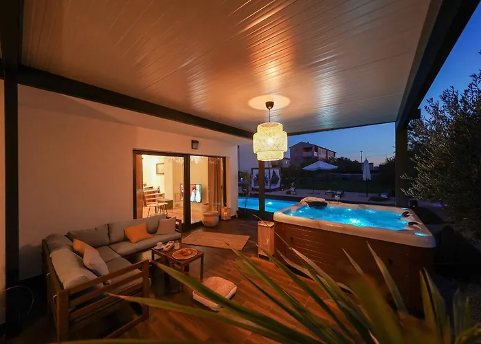 Suncica Вилла Сукошан